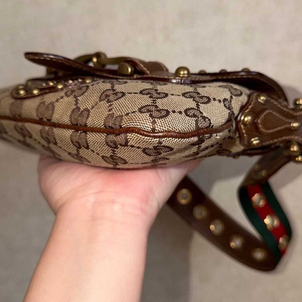 ‼️Vintage Gucci Pelham Runway Studded GG Monogram Striped Strap Shoulder Bag - Picture 10 of 16